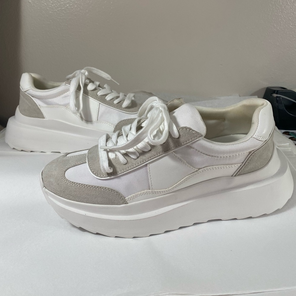 🔴⬇️ MADDEN GIRL white trendy chunky sneakers 👟